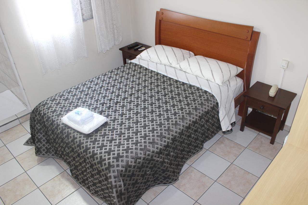 סאו פאולו Hotel Turiassu מראה חיצוני תמונה